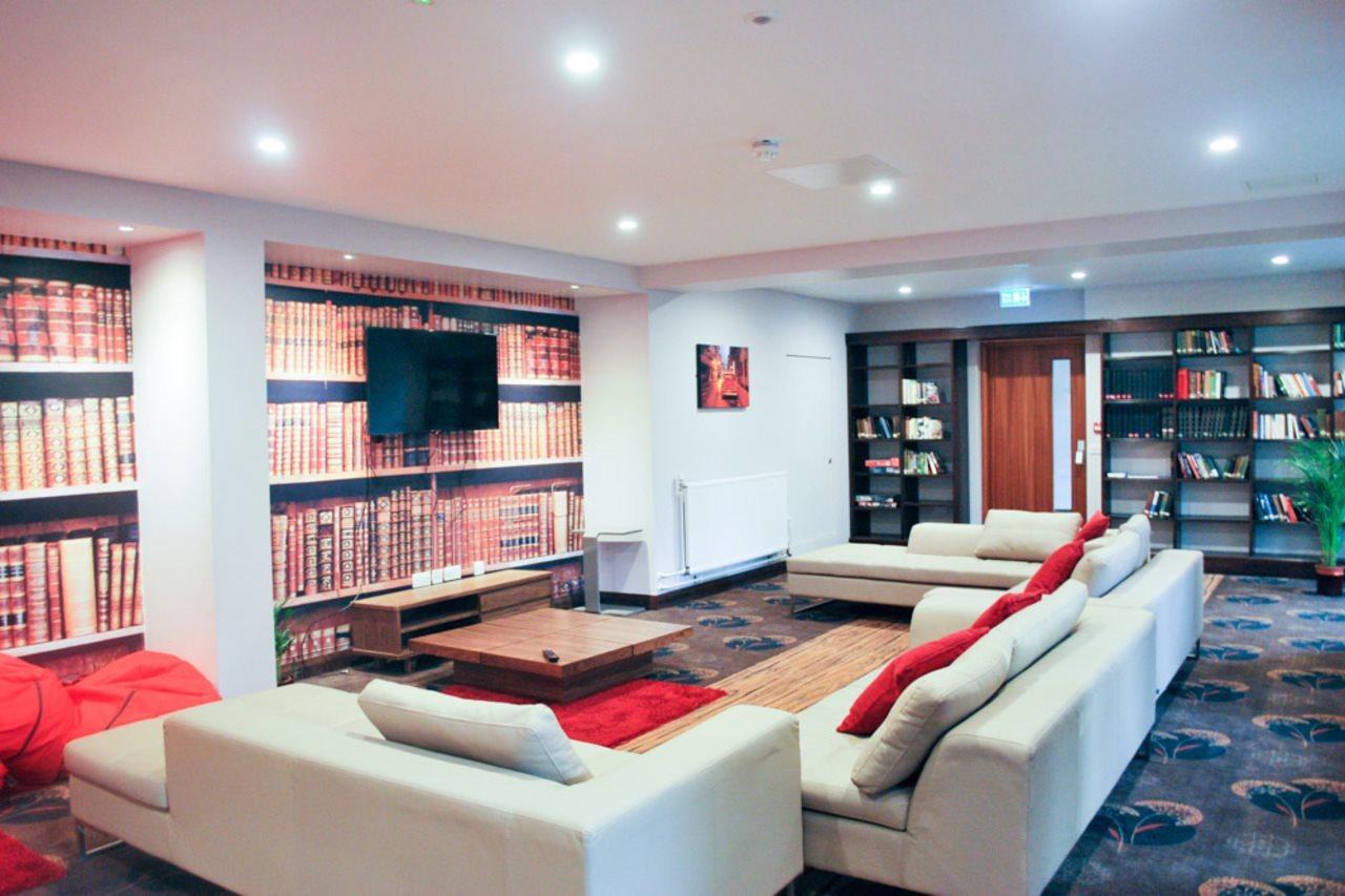 Common room 2